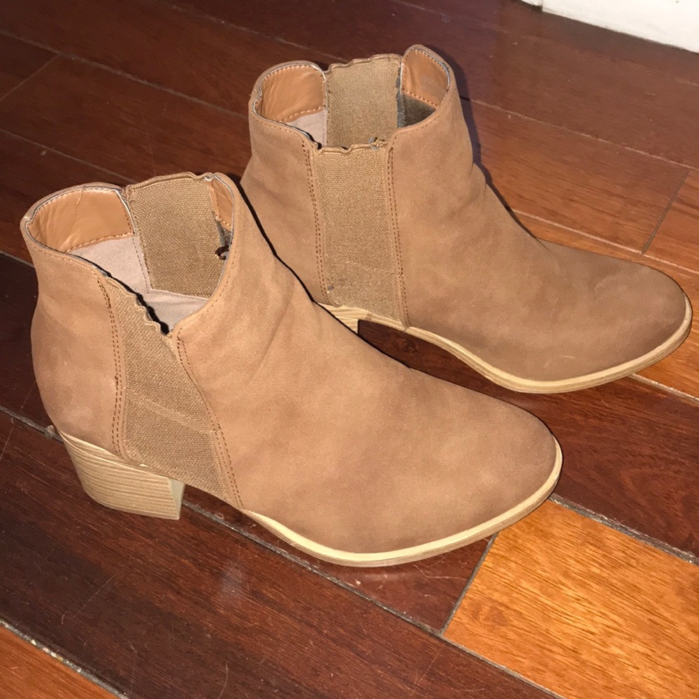 Brown chelsea booties in suede